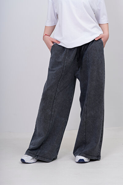 HayKids بنطلون رياضي للفتيات بتفاصيل مخططة قابلة للغسل بلون أنثراسايت مكون من...