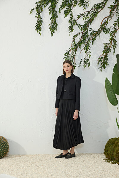 Aker Black Asymmetrical Pleated Skirt