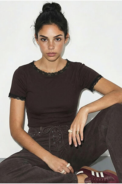 Bianco Lucci Kadın Kayık Yaka Dantel Detaylı Soft Touch Bluz 0993 60286050