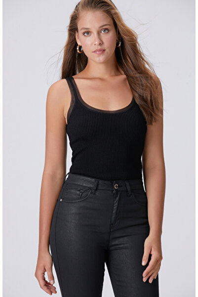 Network Siyah Tül Garni Detaylı Triko Atlet