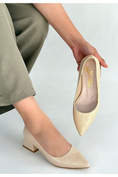 Zerenyus Meort Beige Patent Leather Thick Heeled Shoes