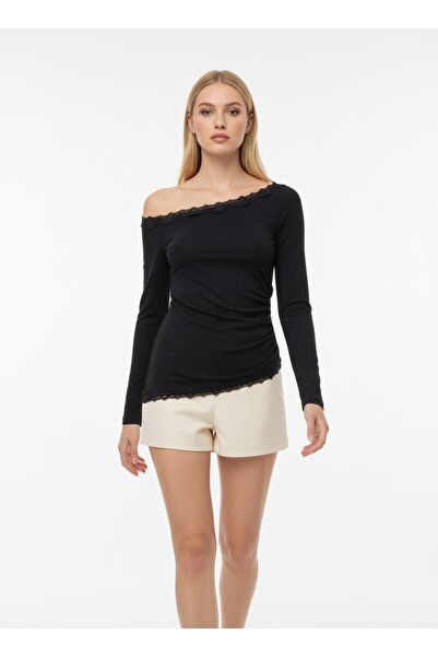 Arbucky Women's Lace Cross Collar Slim Fit Blouse