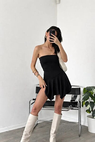 Cool & Sexy Strapless Mini Dress with Ruffle Detail, Fitted Cut, Stylish Summ...