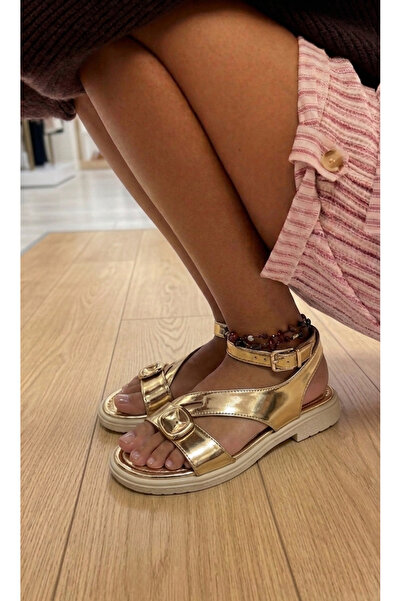 guijarro Σανδάλια από λουστρίνι με χρυσή πόρπη της σειράς Premium - Καλοκαιρι...