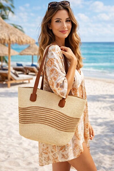 FELLMENS Μπεζ δερμάτινη ψάθινη γυναικεία τσάντα με λεπτομέρεια σε σχέδιο ρίγε...