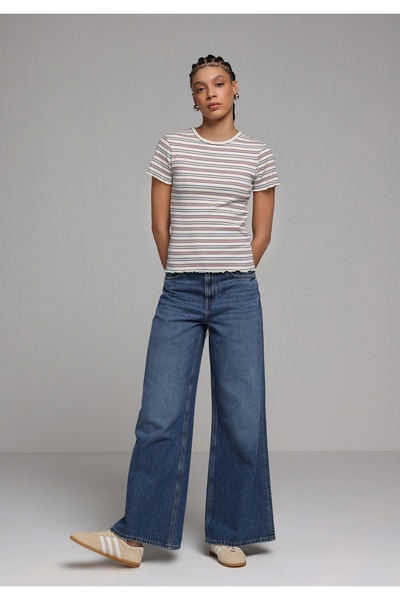 Colin's Жіночі джинси вільного крою середнього кольору індиго