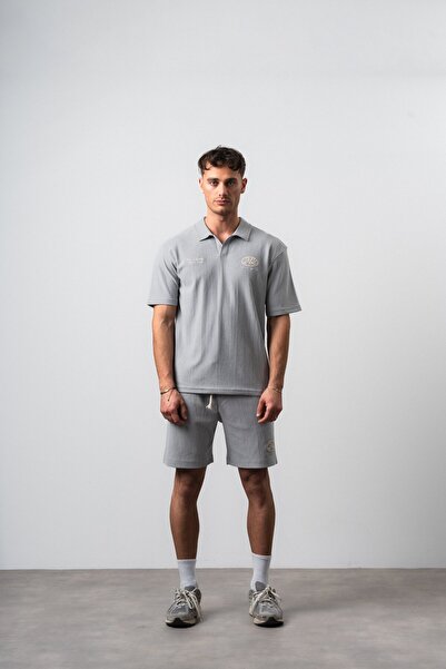 Respire طقم شورت تي شيرت رجالي 242 مطرز بقصة عادية باللون الرمادي