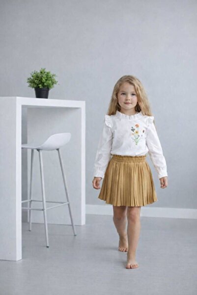 CQCQ Детски комплект за момиче с бродирана набрана яка и долнище