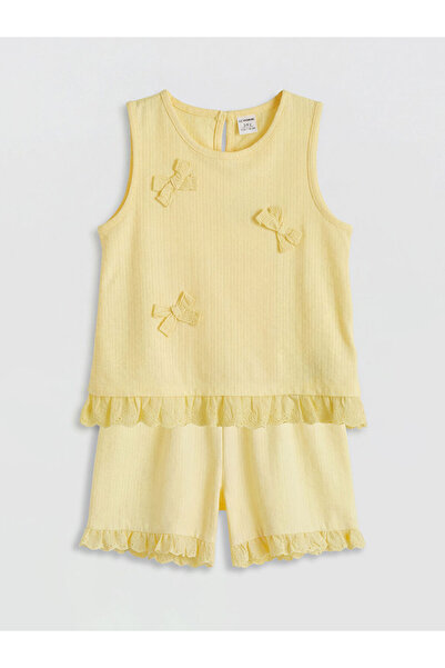 LC Waikiki Bluză și pantaloni scurți pentru fete LCW Kids, cu volane galbene ...