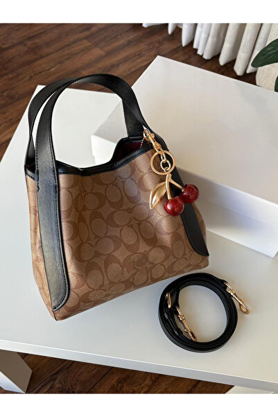 GENERAL حقيبة نسائية– مع ميدالية كرزة أنيقة