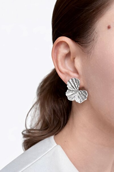 rilora Modern Half Leaf Earrings