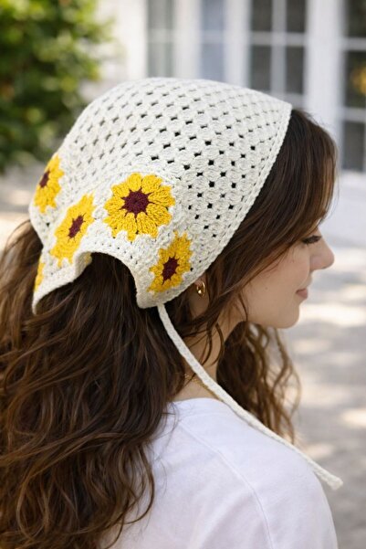 EMKSHOP Soft Blossom Patterned Knitted Bandana