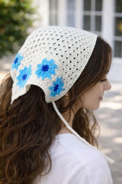 EMKSHOP Soft Blossom Patterned Knitted Bandana