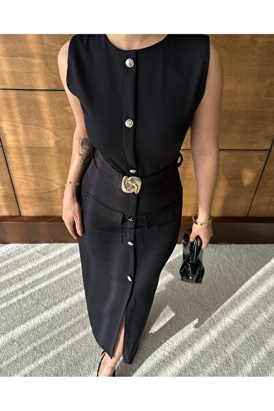 qeteen Χρυσή αγκράφα με λεπτομέρειες, αμάνικο μίντι φόρεμα σε στυλ μπλέιζερ