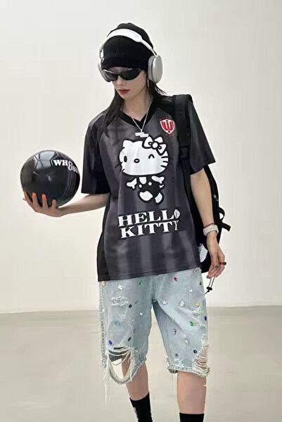 İlayda Toprak Whoosis Siyah Hello Kitty Desenli Delikli Kumaş Yakalı Jersey T...