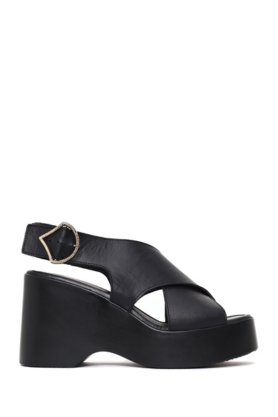 Derimod Дамски черни кожени сандали на танкетка със закопчаване отзад 26SFD18...