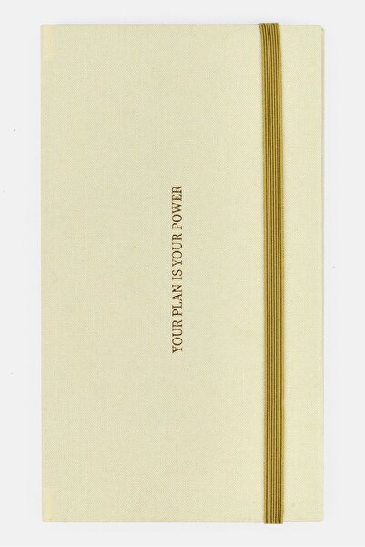 Muy Mucho مخطط أسبوعي للجيب، لون كريمي