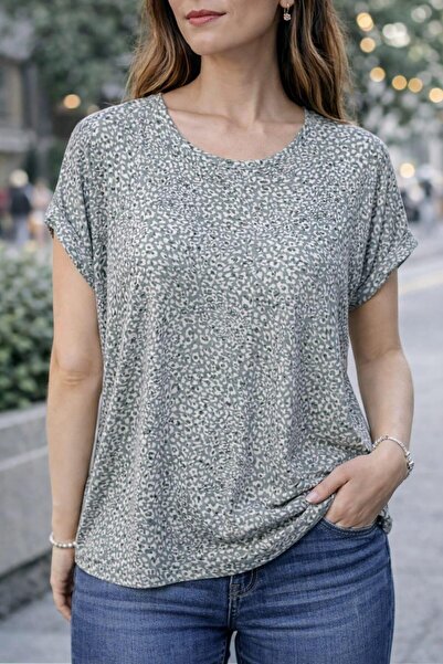 ONLY 15106662   Short Sleeve Tshirt with Shallow Collar Sleeve Fold