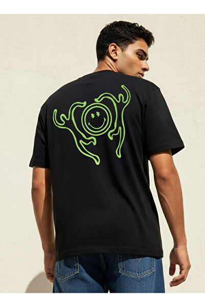 SP Characters Men Regular Fit Crew Neck Short Sleeves SmileyWorld Print T-shirt