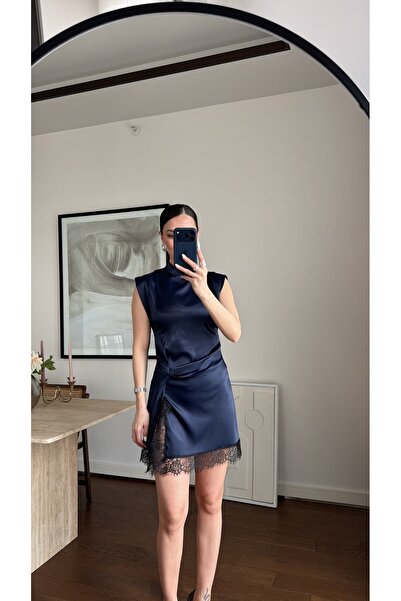 sinemkivanc co YIRTMAÇ DANTEL DETAYLI SATEN ELBİSE