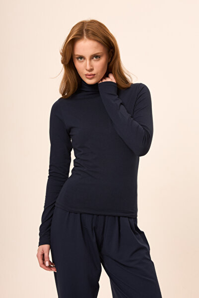 Zoor Ultra Soft Combed Modal High Collar Blouse