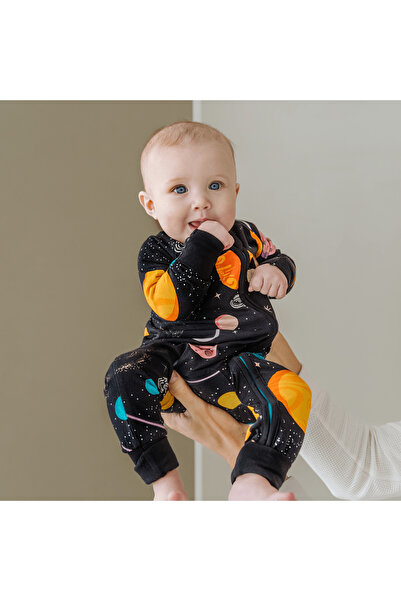 Zipster Pijama lungă cu fermoar reversibil, - Galaxie, Negru cu model cu plan...