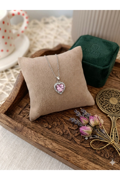 NAS fashion Lilac Colored Stone Detailed Heart Necklace