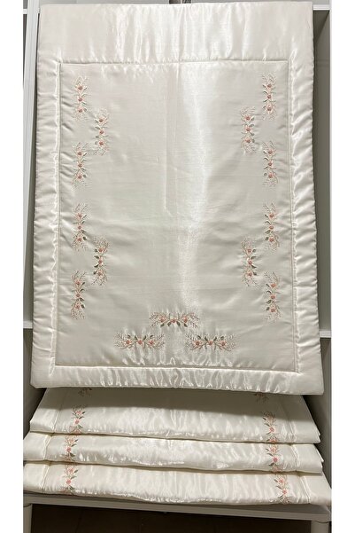 Home Karlla el işlemeli nakışlı seccade (namazlık)1 adet