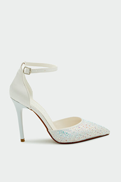 LAMİNTA حذاء تاليا ذو كعب عالٍ للنساء مصنوع من الساتان الأبيض مع تفاصيل حزام ...