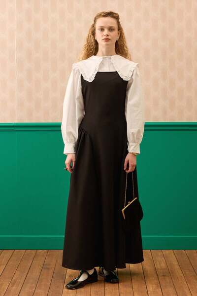 Ceylan Otantik Μαύρο κρεπ κορσάζ με λεπτομέρειες jile