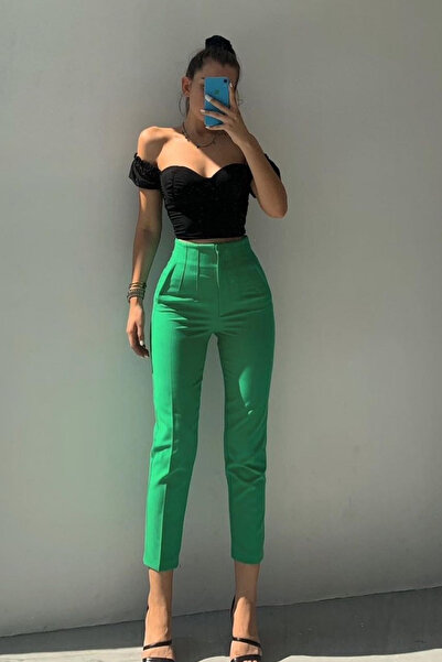 thesunfyre Women's Tight Leg High Waist Carrot Pants with Flotals on the Front