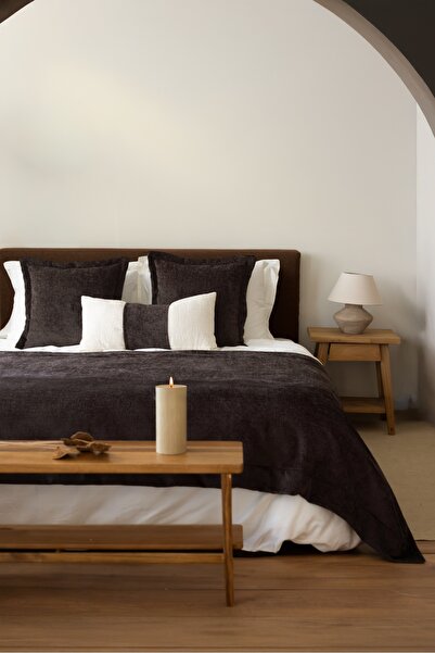 Fineroom Living Borla & Belt - 3-Piece Throw Pillow and Wide Bed Runner Set (...