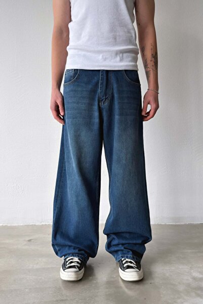 Flaw Wear Striped Baggy Jeans