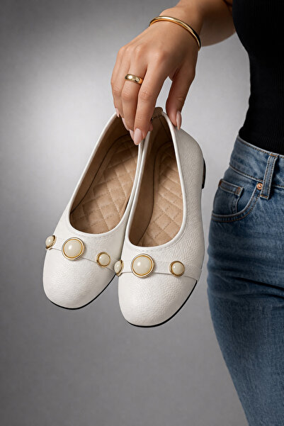 FootFrenzy Pantofi de balerină Mono pentru femei cu cataramă cu perle – Stila...