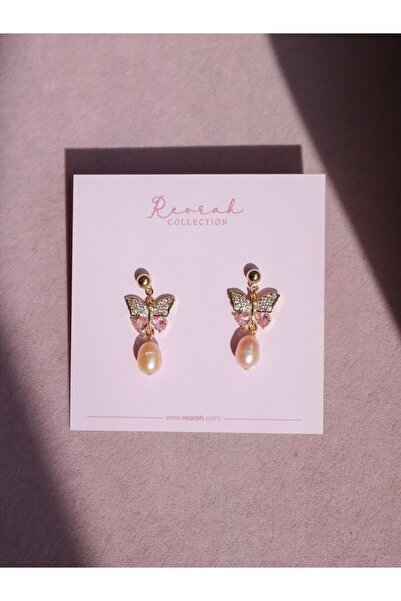 Reorah Collection أقراط لؤلؤية على شكل فراشة بلون وردي - وردي