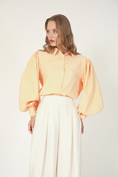 Suede Style 8199 - Stylish Comfortable Peach Balloon Sleeve Shirt