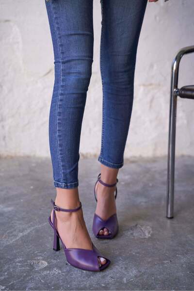 PELİN'İN AYAKKABILARI LOSİVA MOR DERİ TOPUKLU AYAKKABI
