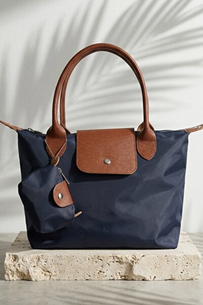 InStyle Wallet Charm Clamshell Hand and Shoulder Bag Navy Blue