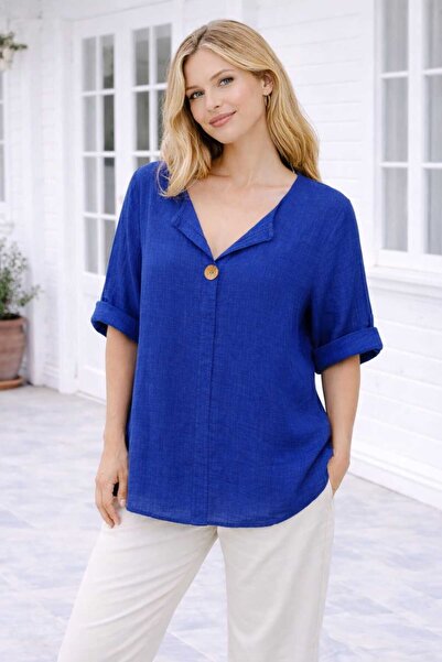 Butik Şans Women's V-Neck Button Detailed Three-Quarter Sleeve Blouse