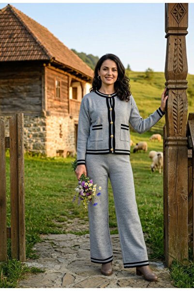 YusGos Women's Gold Buttoned Striped and Pocket Detailed Crew Neck Cardigan T...