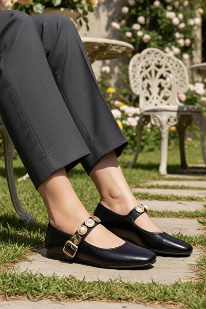 AYAKMOD Black Wrinkled Strappy Women's Lightweight Casual Shoes B-40 Z