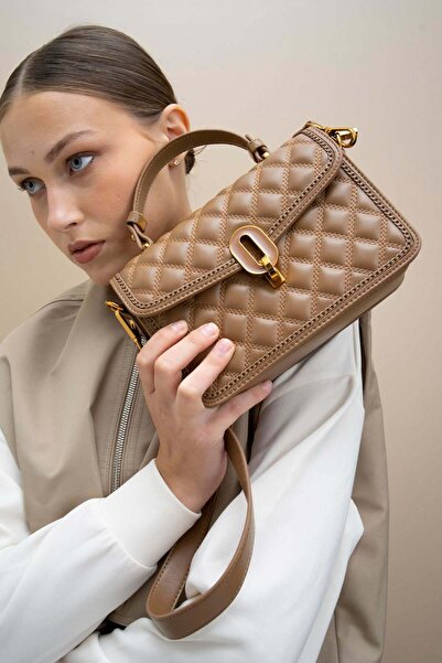 Monte Lui حقيبة يد وكتف نسائية من ماثيو كوكس byn2262 من فرو المنك