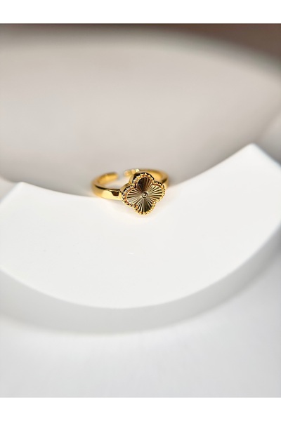 New Meluna Women's Steel Clover Detailed Adjustable Ring |   Vintage Chic Does Not Make It Look Dull