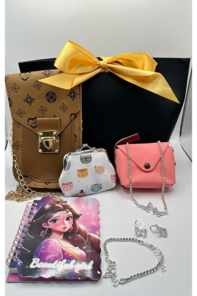SoCadeauByLyna Fashion Birthday Goody Bag for Teens/Tweens: Ready-to-go-out!