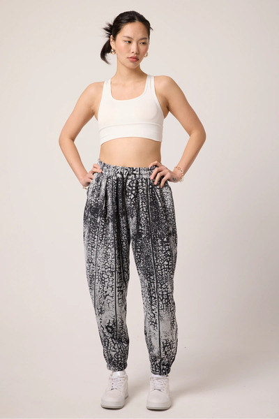 SUPERBLUE Women's Street Style Patterned Jacquard Sports Shalwar Trousers