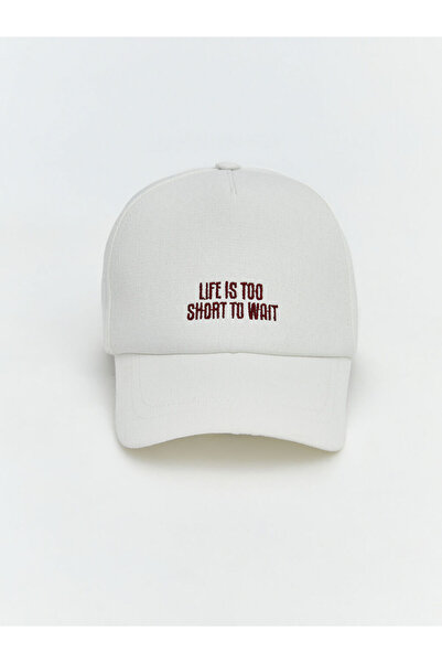 LC Waikiki Νέα συλλογή από την GÜLİS GİYİM: Καπέλο για κορίτσια με εκρού στάμ...