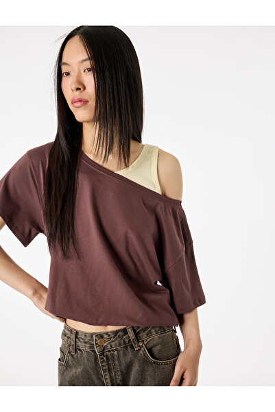 Koton Άνετο βαμβακερό μπλουζάκι με λεπτομέρεια αθλητικού στυλ και λαιμόκοψη π...