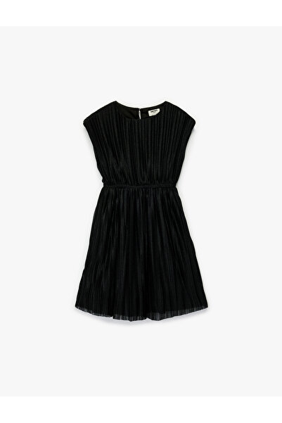 Koton Αμάνικο φόρεμα με λεπτές πιέτες και λάμψη σε στυλ ποδηλατικού λαιμού