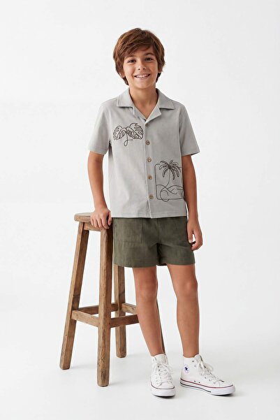 TRENDYOLKIDS طقم سترة وبنطلون محبوك للأولاد من القطن بتطريز على شكل نخيل بالل...