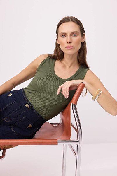 Συλλογή Trendyol Χακί Εφαρμοστό/Στενό Πλεκτό Αμάνικο Τοπ κοτλέ Ελαστικό TWOSS...